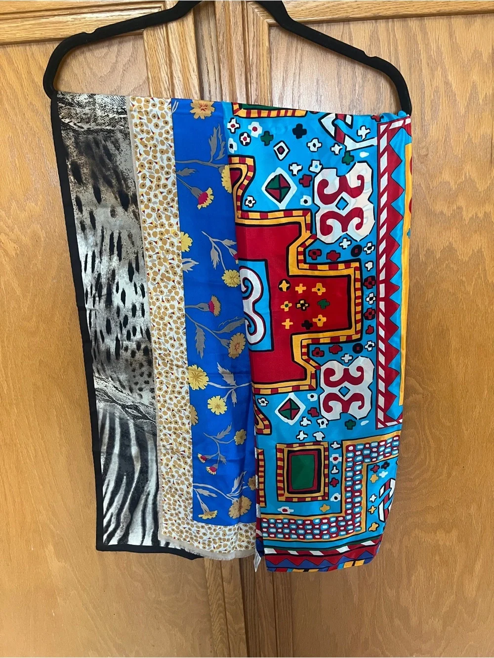 Vtg Adrienne Vittadini scarves set of 3
